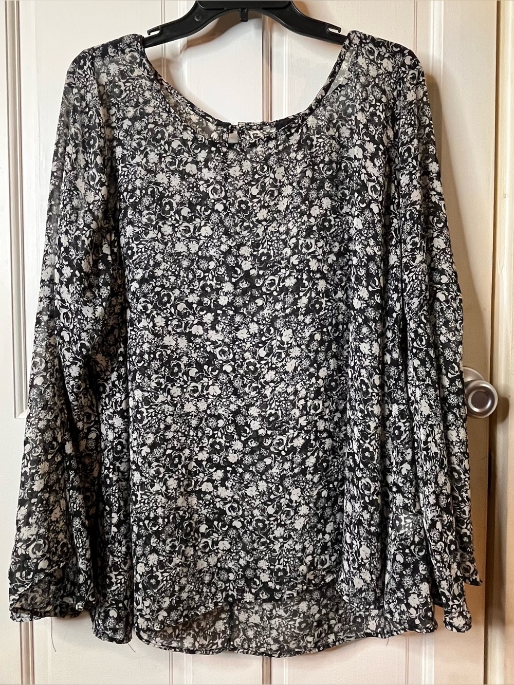 torrid Black and White Floral Blouse